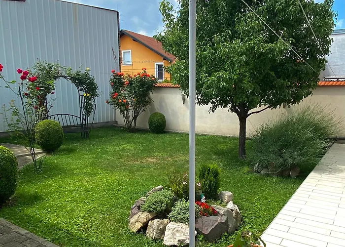 Apartman Sweet Garden K&A